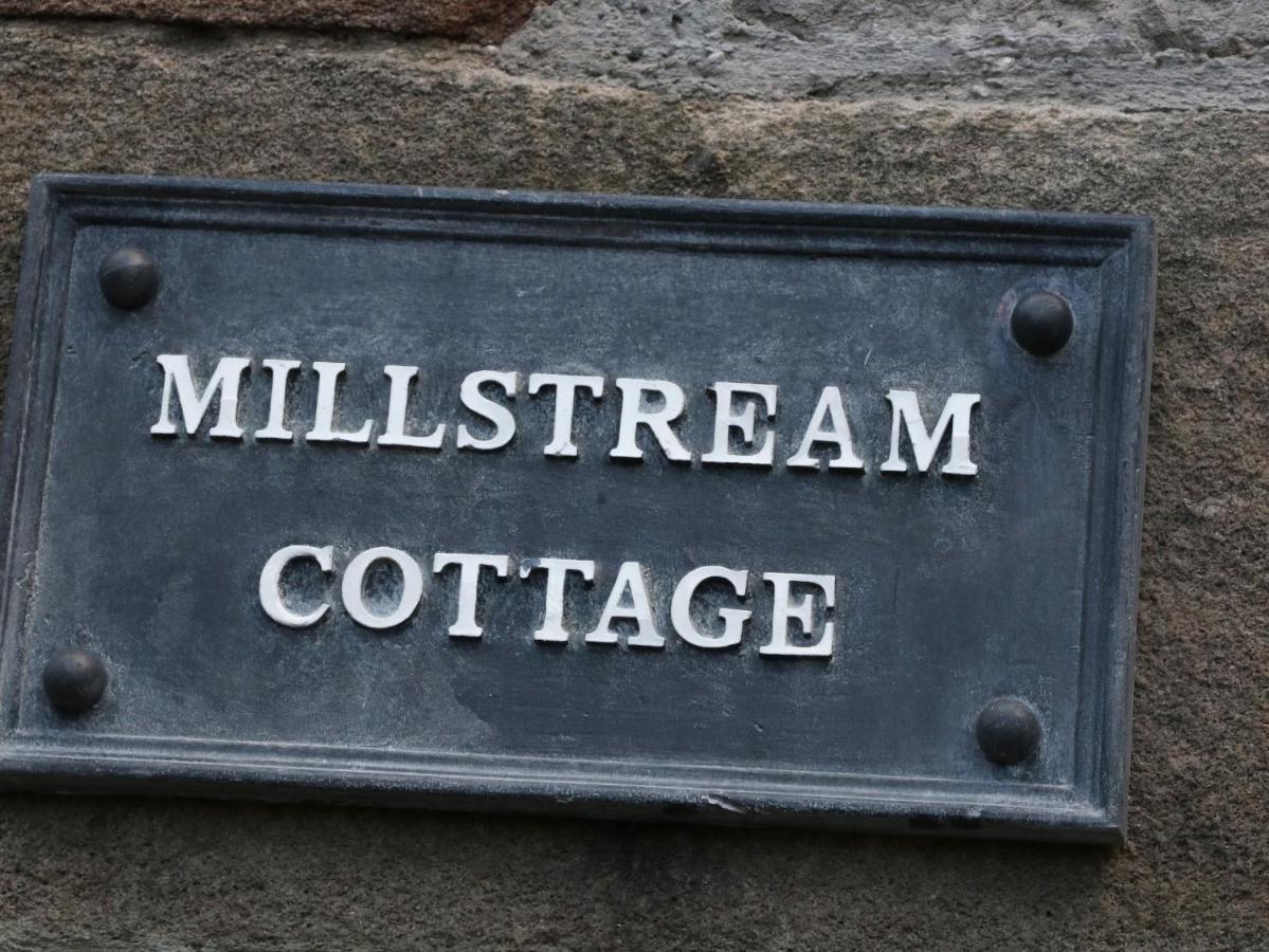 Millstream Cottage Castleton  Exterior photo